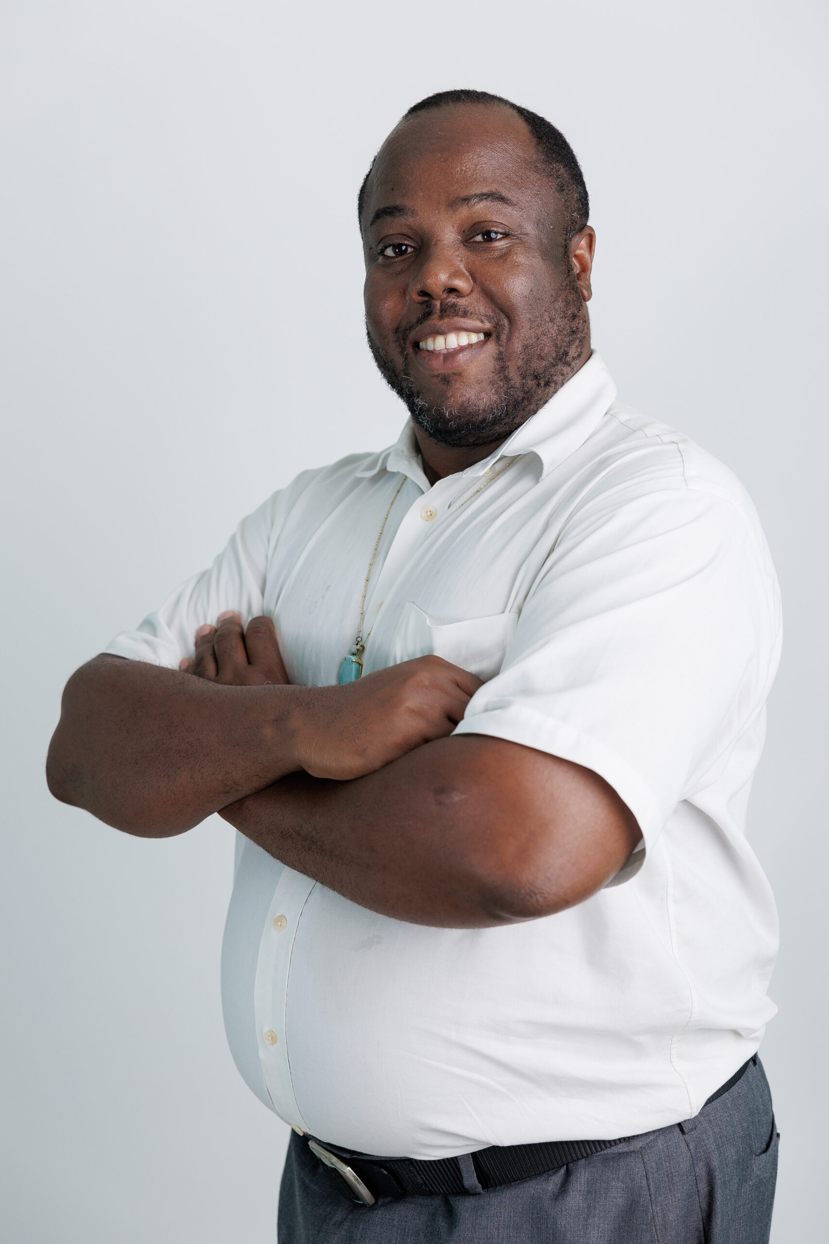 Máster. Romel Antonio Brumley Kerr